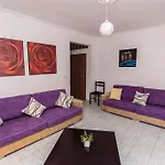 Apartamemt Near The Historical Center Of * Vlorë
