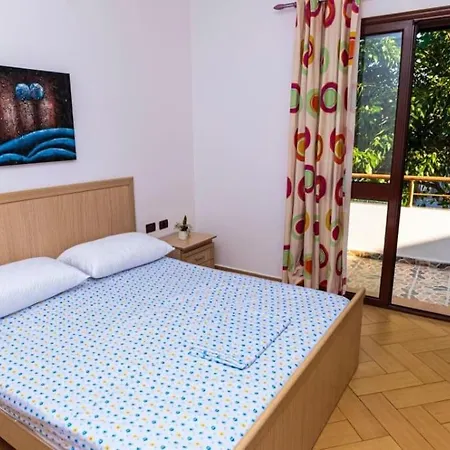 Apartamemt Near The Historical Center Of Vlorë