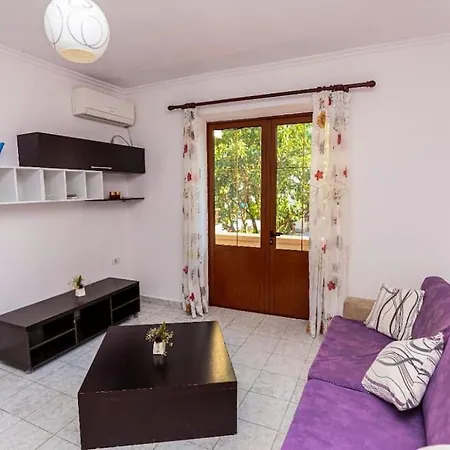 Apartamemt Near The Historical Center Of Lejlighed *